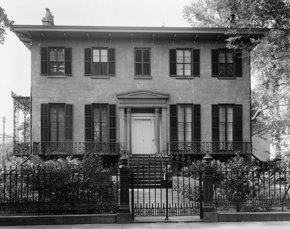 Photo of Andrew Low House