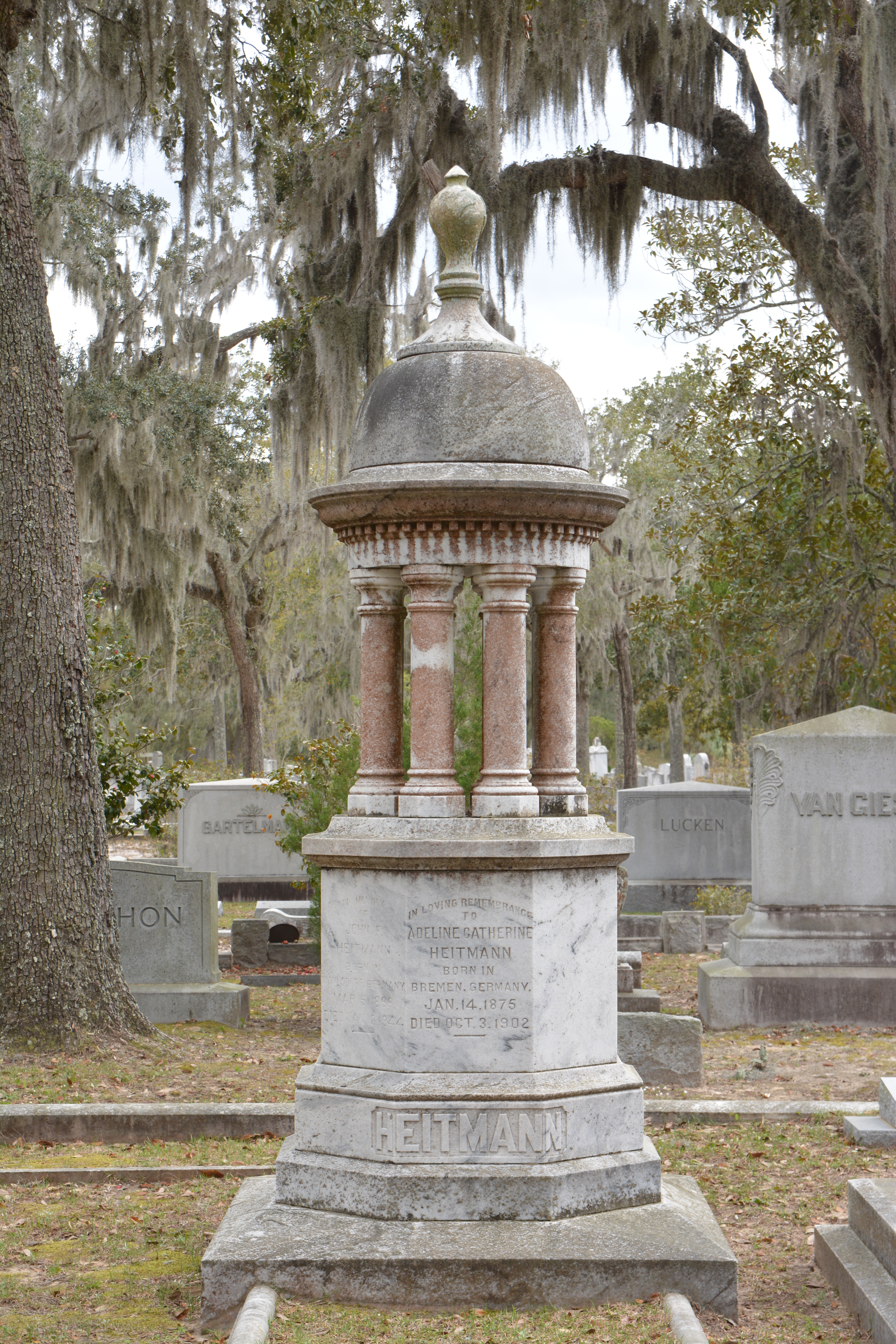 Photo of Bonaventure Cemetery