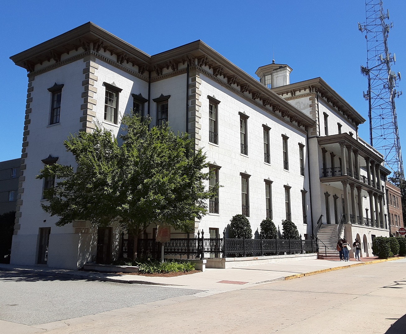 Photo of Candler Hospital