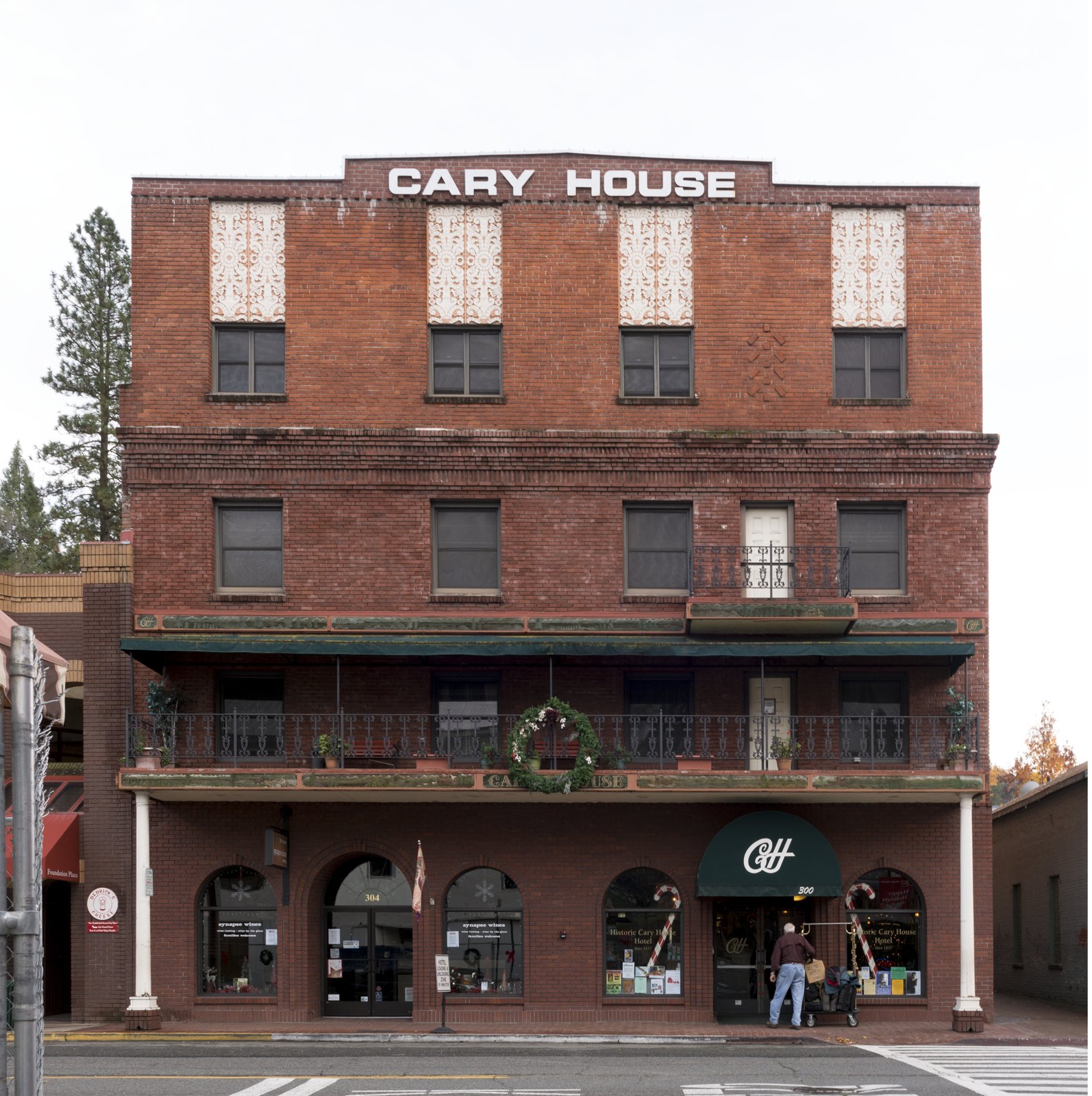 Photo of Cary House Hotel