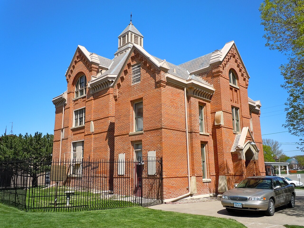 Photo of Pottawattamie County Squirrel Cage Jail