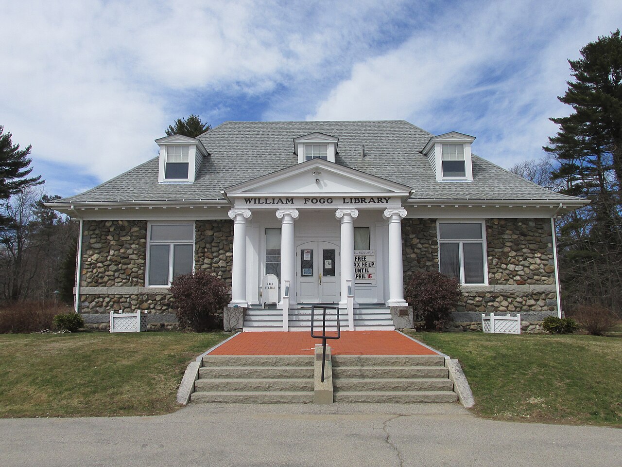 Photo of William Fogg Library
