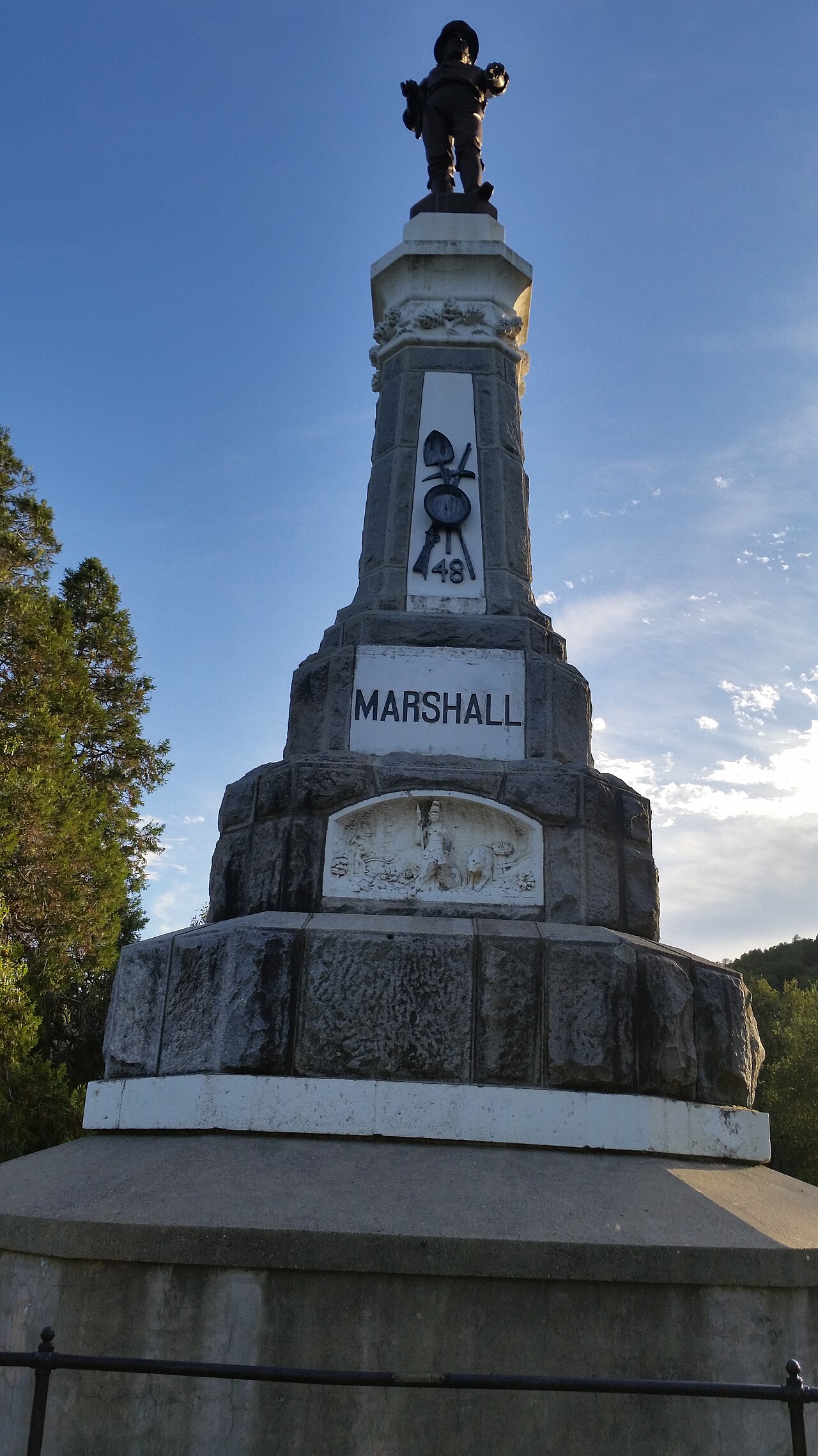 Photo of Marshall's Monument