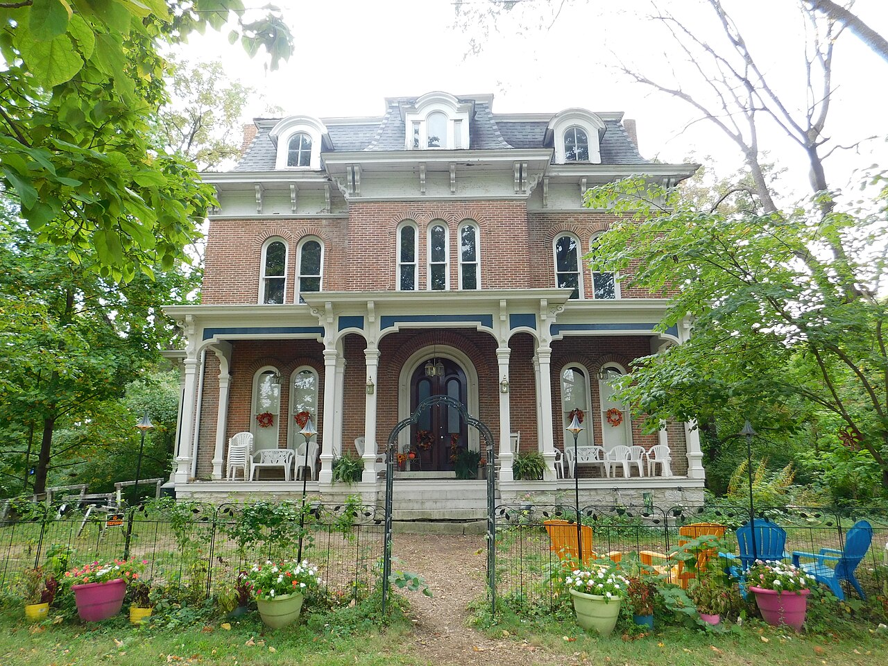 Photo of McPike Mansion