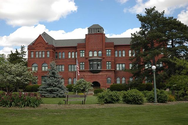 Photo of Nebraska Wesleyan University (Clara Mills)