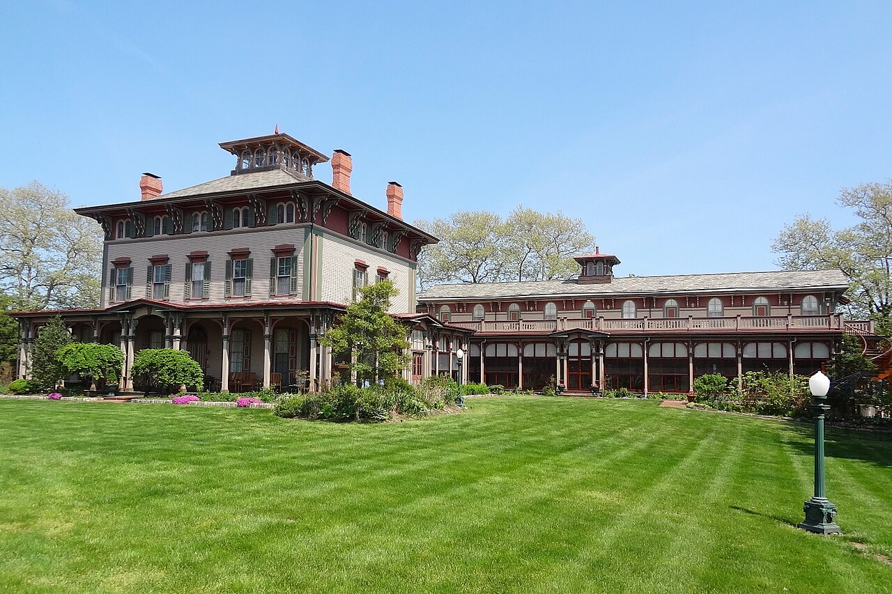 Photo of The Southern Mansion
