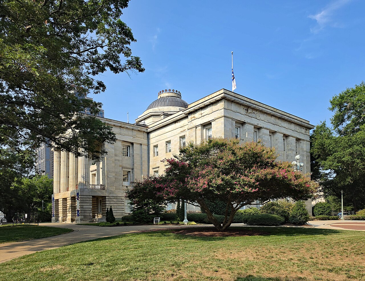 Photo of North Carolina State Capitol