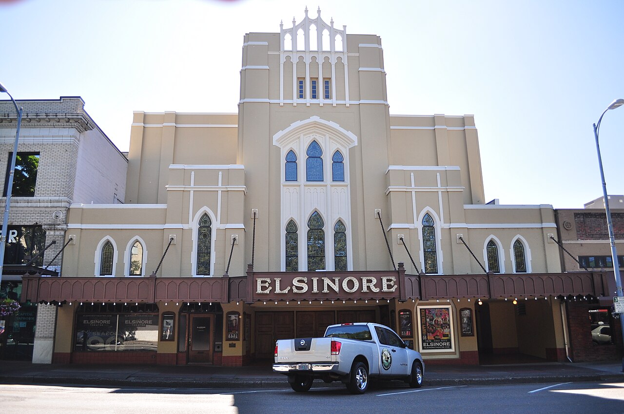 Photo of Elsinore Theatre