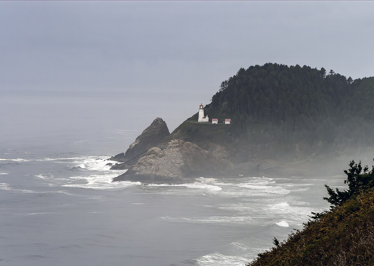 Photo of Heceta Head Lighthouse