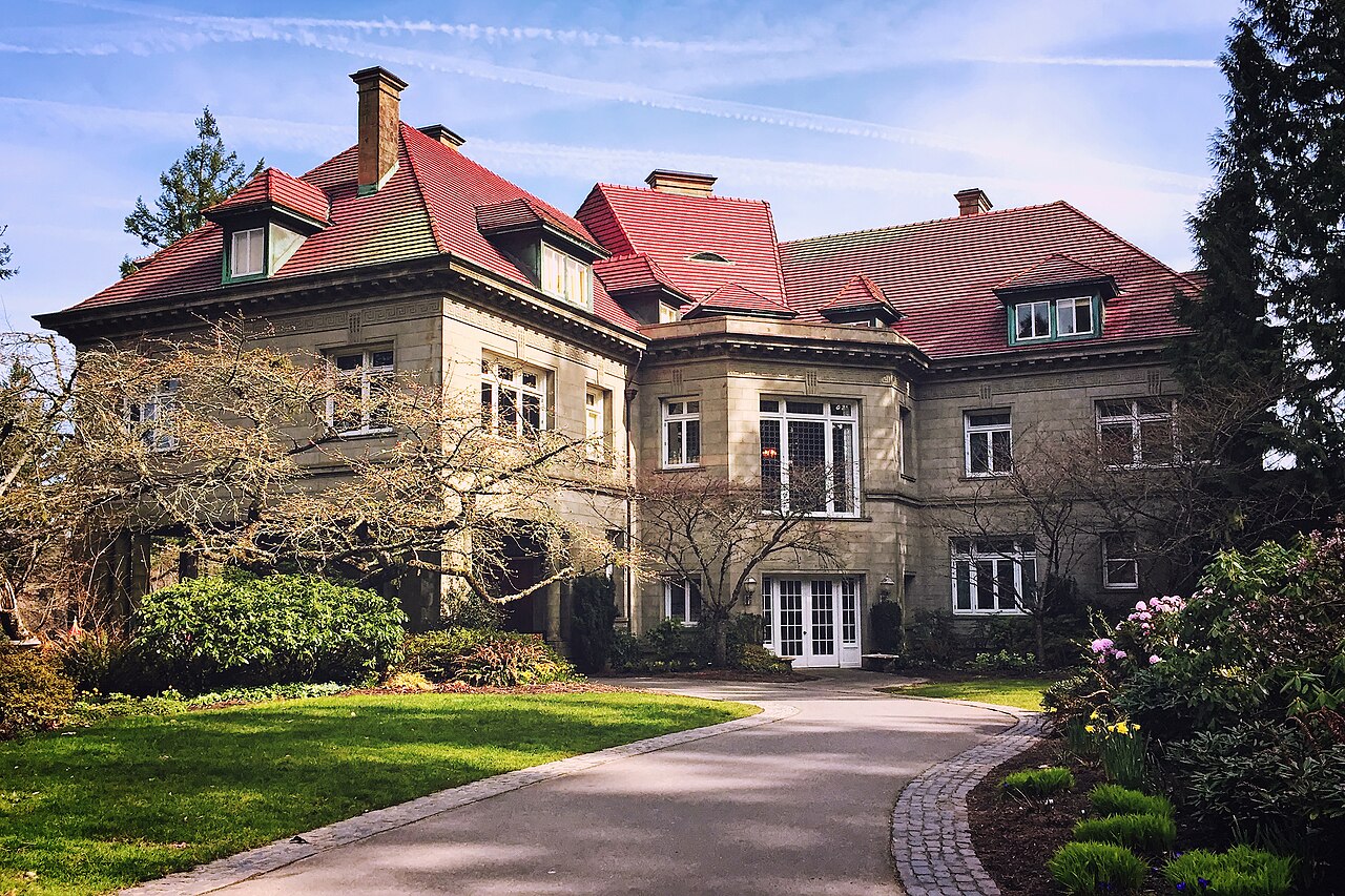 Photo of Pittock Mansion