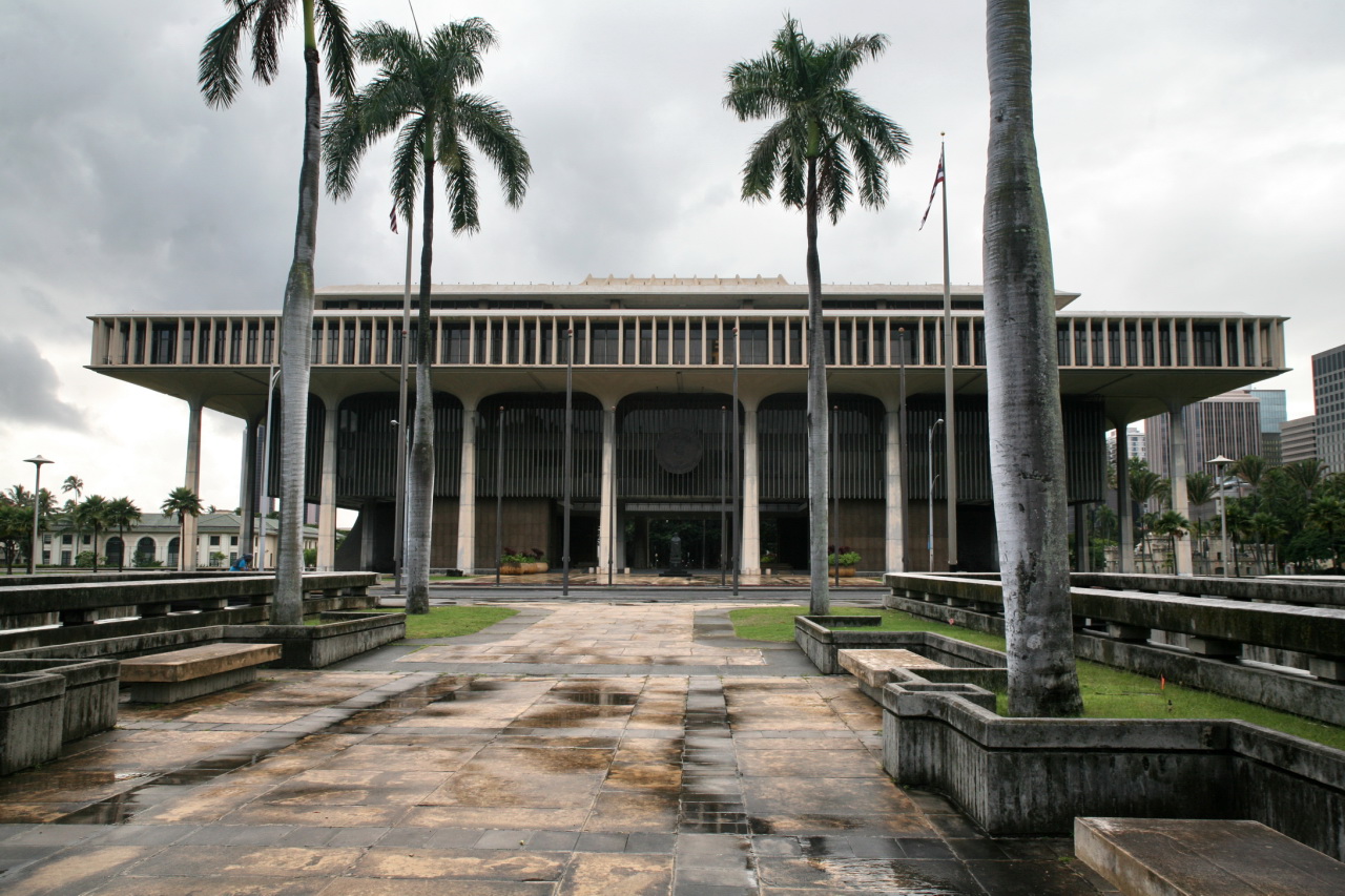 Photo of State Capitol Building