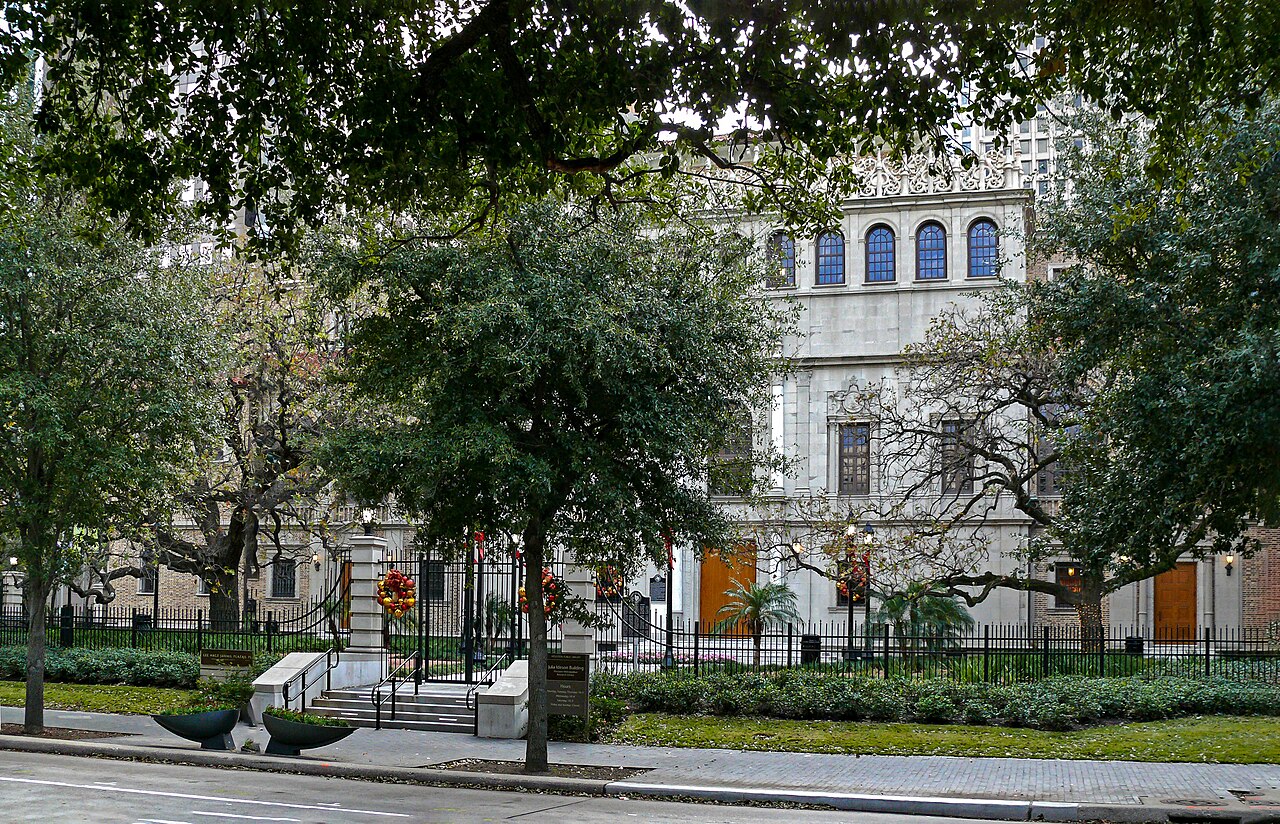 Photo of Julia Ideson Building