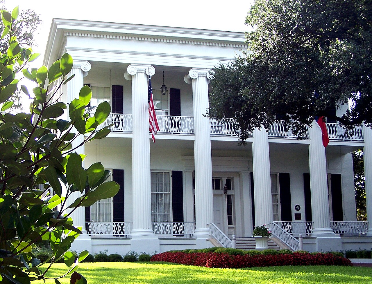 Photo of Texas Governor's Mansion