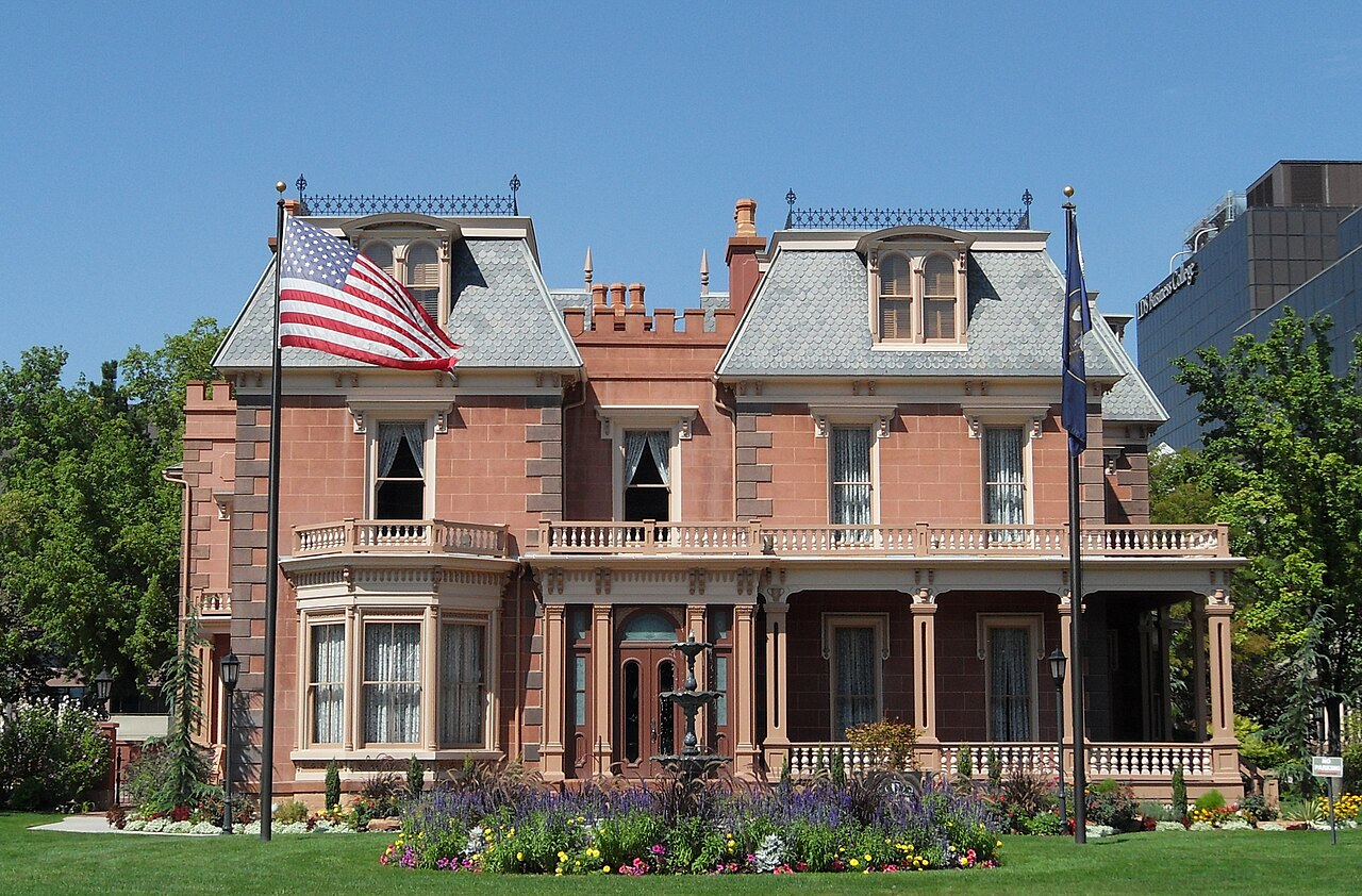 Photo of Devereaux House