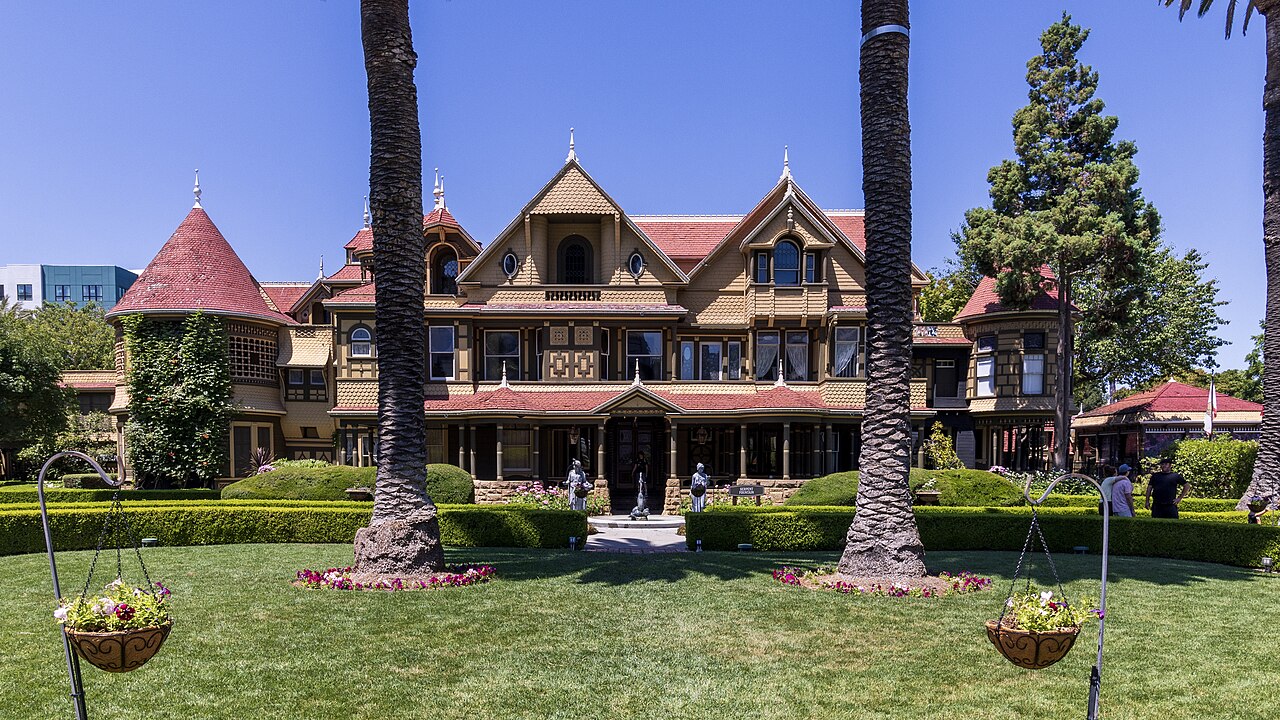 Photo of Winchester House