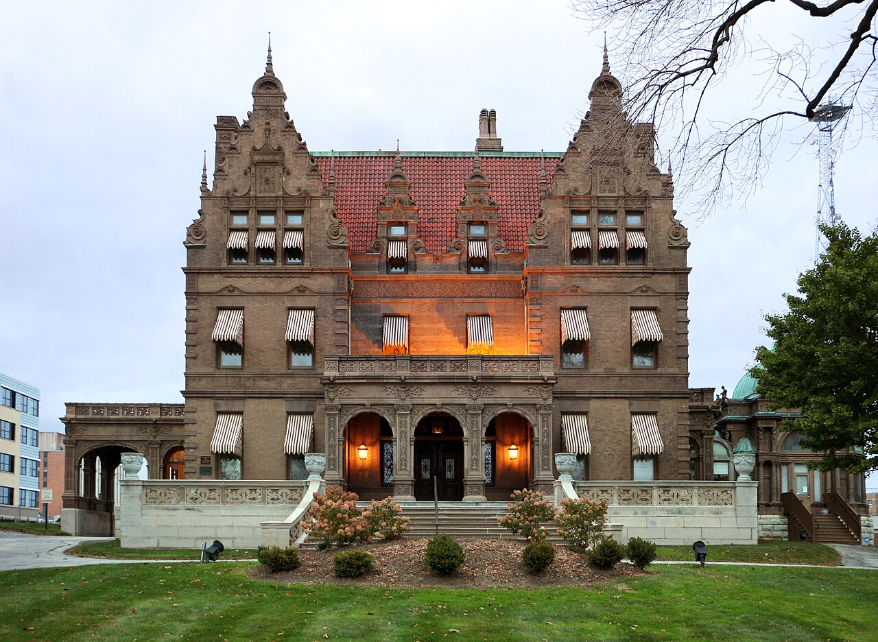 Photo of Pabst Mansion